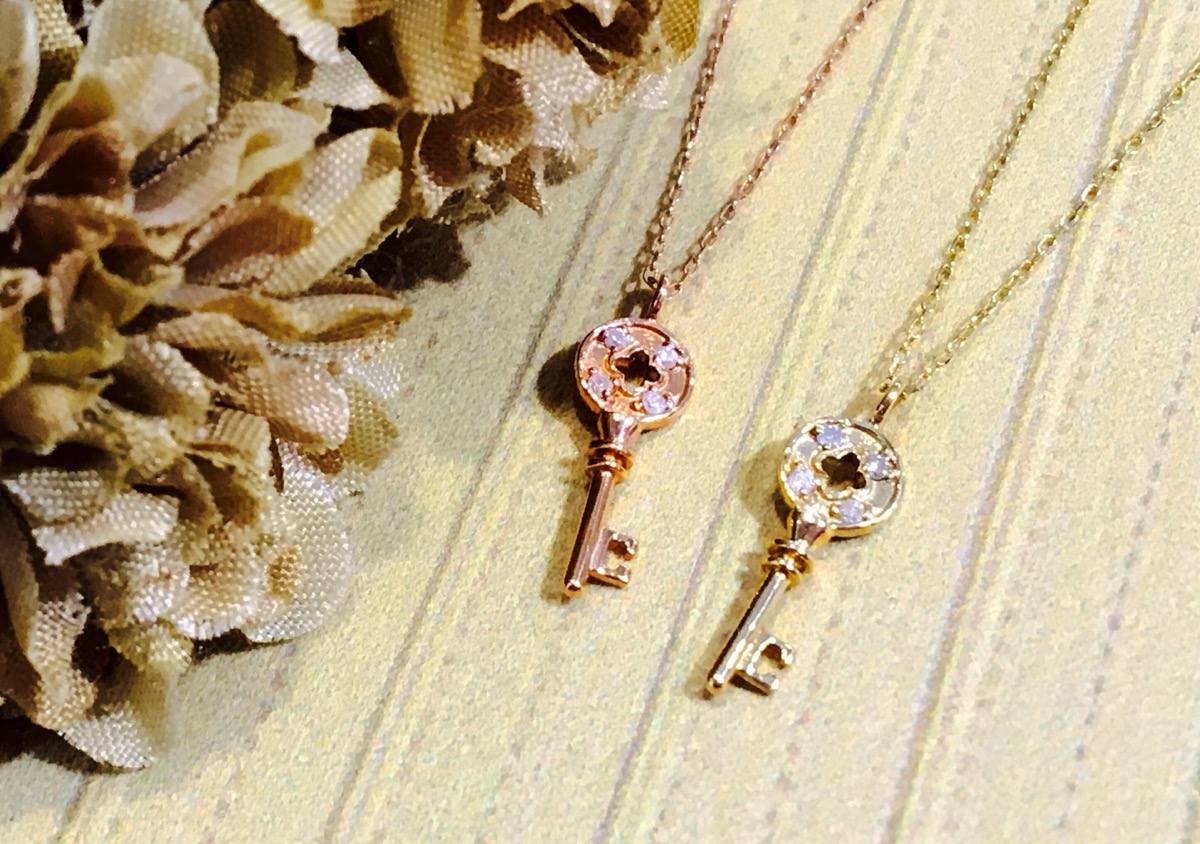 K10 KEY JEWELRY