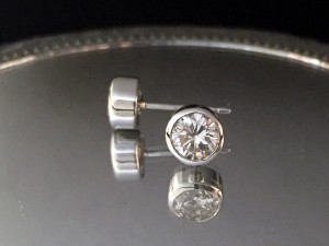 1ct Bezel Pierce