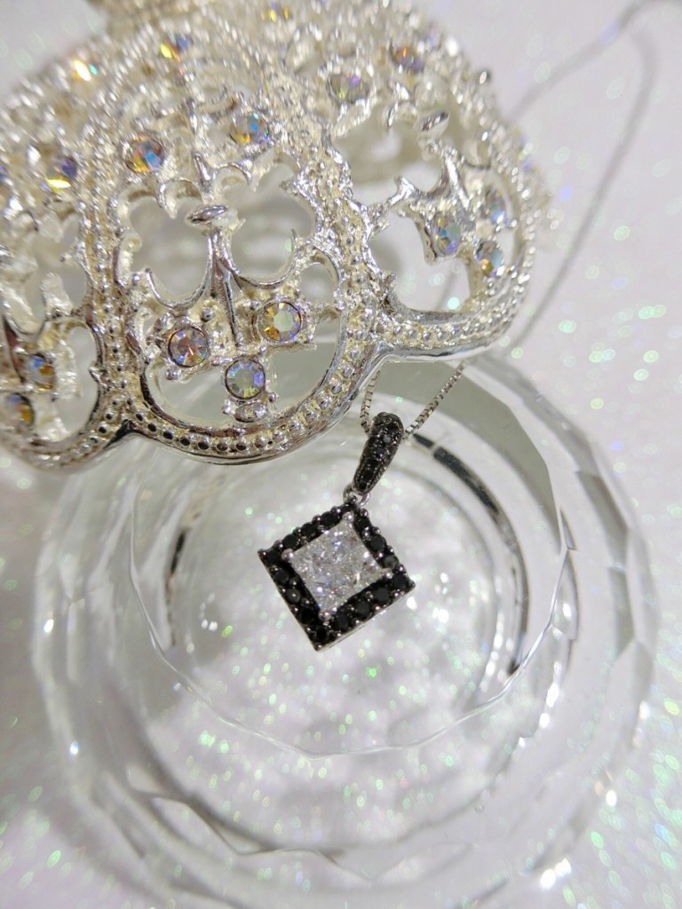 BLACK DIAMOND PRINCESS CUT