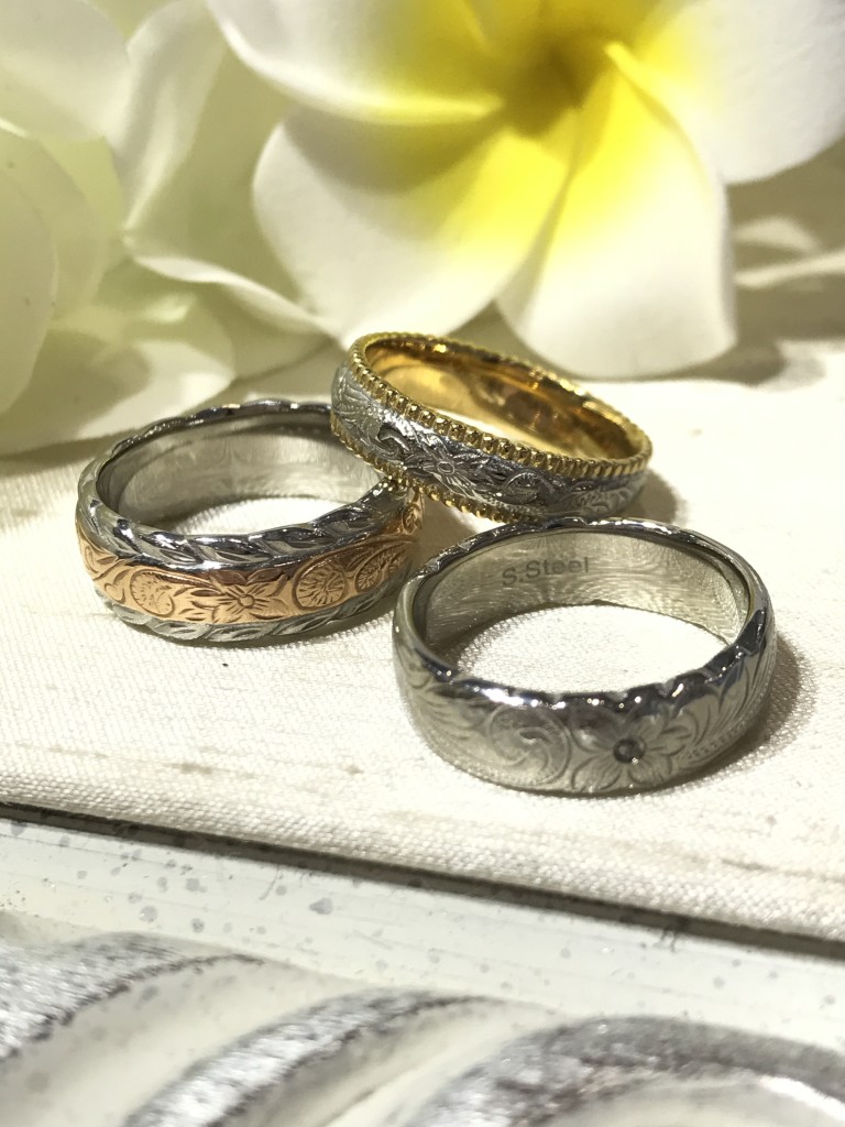 Rings carved with Hawaiian Motifs, available in two tones style