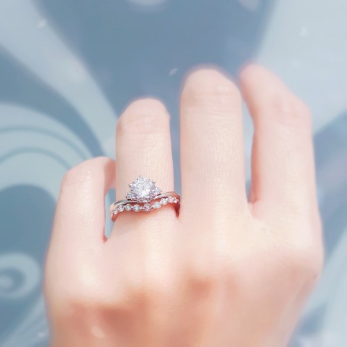 v-shaped half eternity