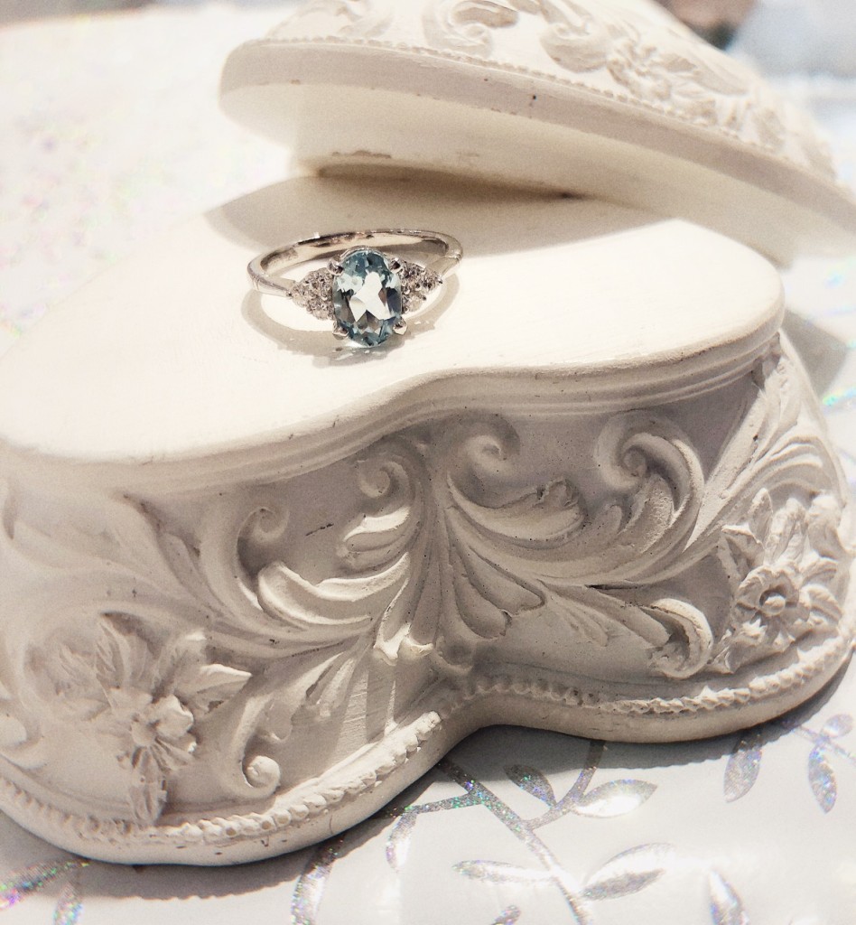 FDC7B94B-19A4-4942-983A-054FA20344EC