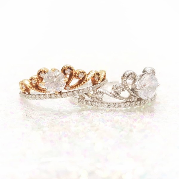 tiara ring